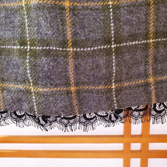 Wool, Plaid Short Sleeved Shirt - Picture 4 of 9